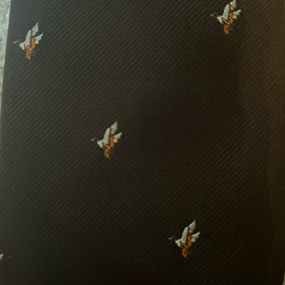 GUC Traditional Men’s Neckties Set of 4 Various Colors, Prints and Brands - Picture 3 of 6